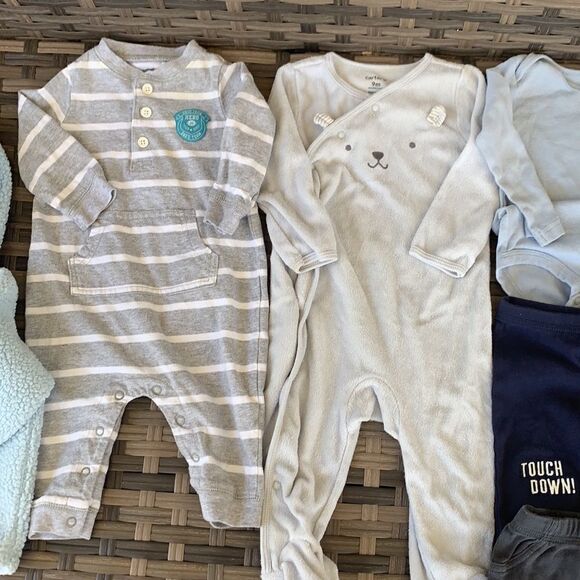 🎉1 hr sale 🎉Baby boy bundle 7 - Picture 3 of 11